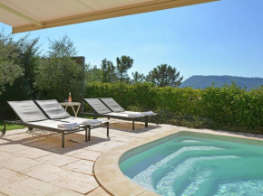 Spacious villa in Vidauban with seasonal private pool